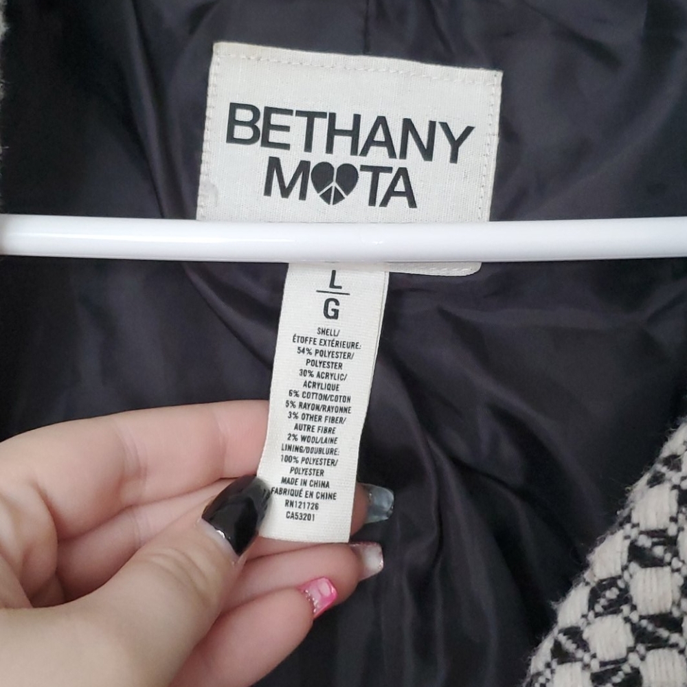 Jacket - Picture 3 of 6